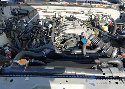 2002 Nissan Xterra Se из США, поврежденный, VIN 5N1ED28Y72C519804